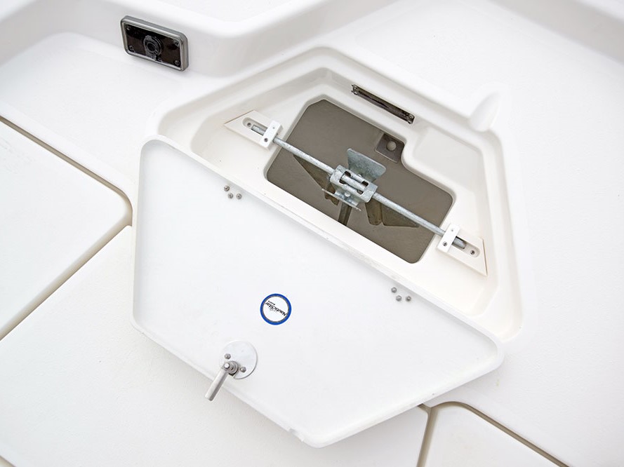 NauticStar Boats Dealer 195 Bay Anchor Storage Jerrys Marine