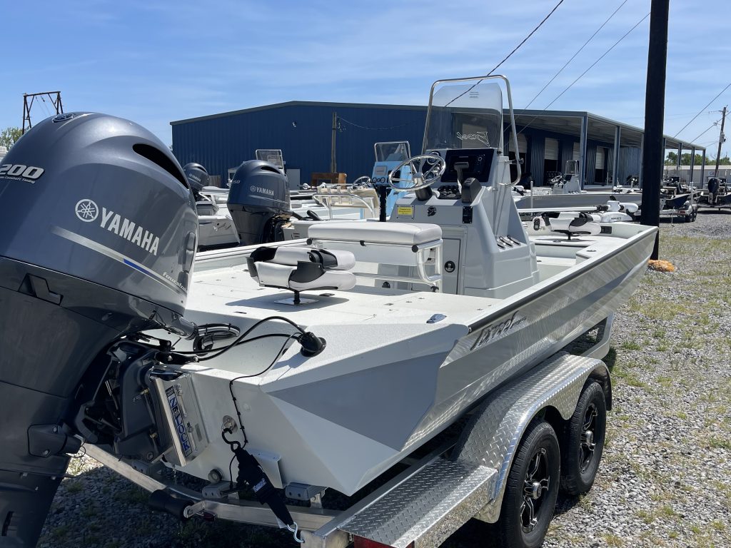 Excel 220 Bay Pro Boat 220 21 Yamaha 200 HP Outboard Motor Dealer 8661