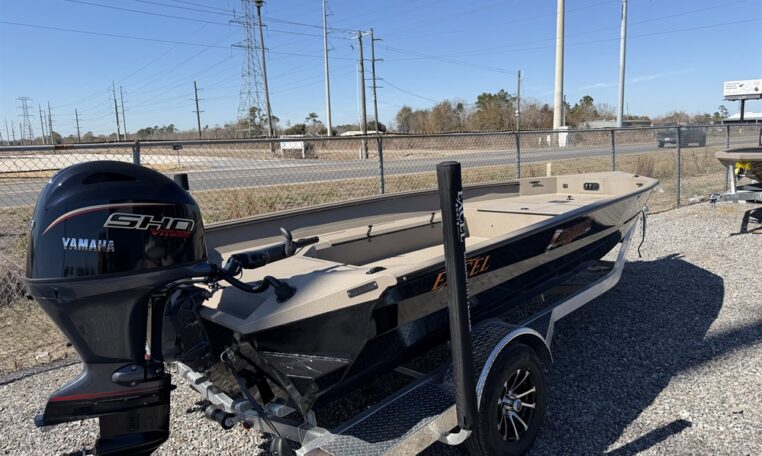 Excel Duck Boat 18' 183 Tomahawk 90 Hp Yamaha SHO Outboard stk# ex18 16010 (13)_resized