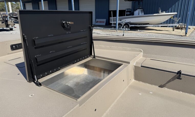 Excel Duck Boat 18' 183 Tomahawk 90 Hp Yamaha SHO Outboard stk# ex18 16010 (9)_resized