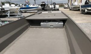 GatorTail Boat Dealer Extreme Series Front Deck