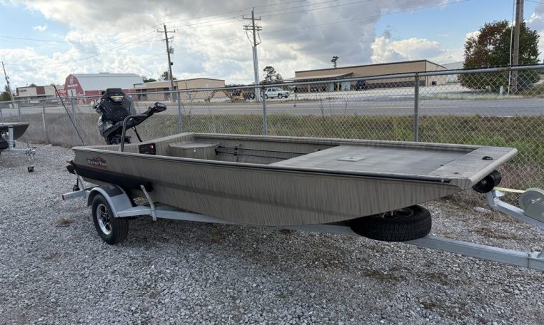 Gatortail 1754 extreme march duck hunting boat 40 hp gatortail surface drive outboard mud motor 09369-3_resized