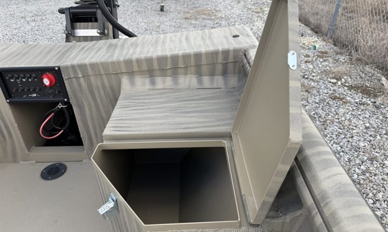 Gatortail 1754 extreme march duck hunting boat 40 hp gatortail surface drive outboard mud motor 09369-7_resized