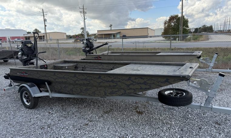 Gatortail 1754 extreme march duck hunting boat 40 hp gatortail surface drive outboard mud motor 9388-3_resized