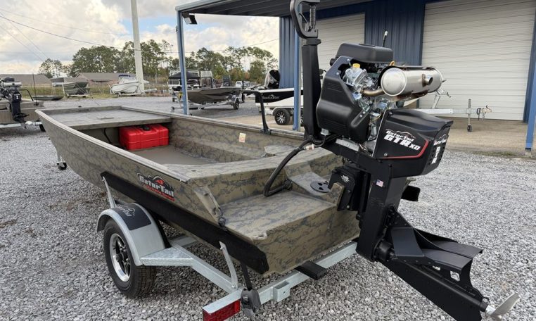 Gatortail 1754 extreme march duck hunting boat 40 hp gatortail surface drive outboard mud motor 9388-5_resized