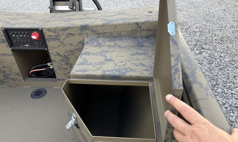 Gatortail 1754 extreme march duck hunting boat 40 hp gatortail surface drive outboard mud motor 9388-9_resized